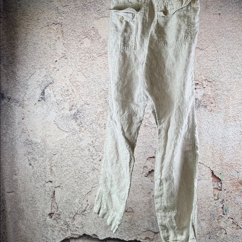 Banana Republic Light Beige Chinos size 34/34. C59